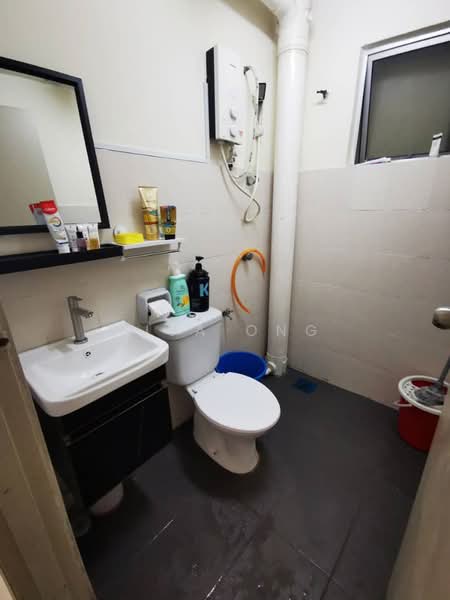Servis Apartment untuk Disewa di Avelon Tower @ Plaza Medan Putra - Lisa Ong - Bathroom - PropertyGuru.com.my