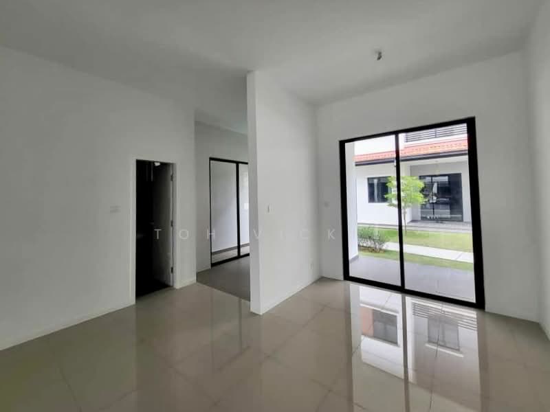 2-storey Terraced House for Rent in Setia Eco Glades (Cyberjaya) - TOH VICKIE - Living Room - PropertyGuru.com.my