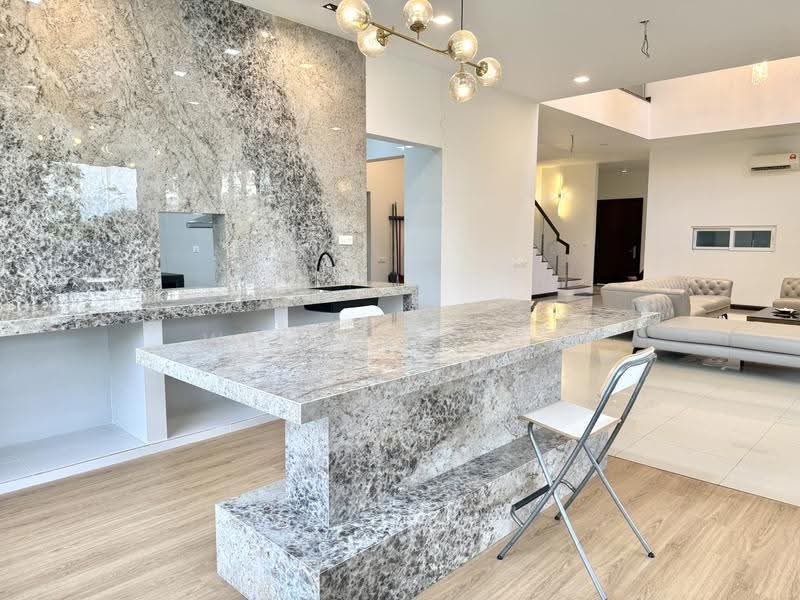 Rumah Berkembar untuk Dijual di Eco Sanctuary (Telok Panglima Garang) - Wei Wei Low - Kitchen - PropertyGuru.com.my