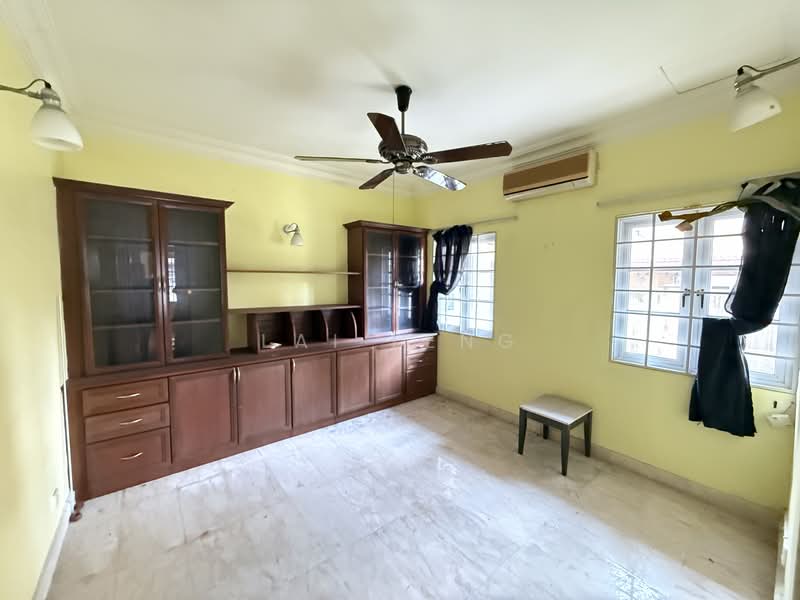 Bungalow for Sale in Subang Jaya (Selangor) - Lai Leng - Living Room - PropertyGuru.com.my
