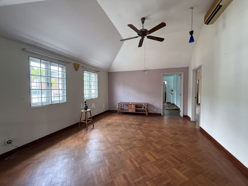 Bungalow for Sale in Subang Jaya (Selangor) - Lai Leng - Living Room - PropertyGuru.com.my