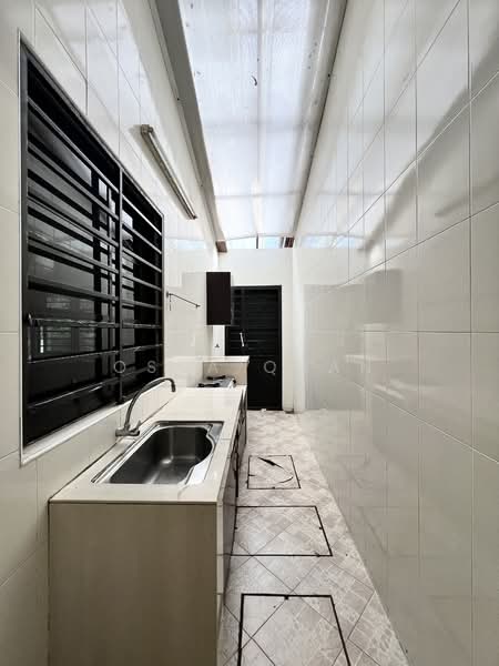 Rumah Teres 2 Tingkat untuk Dijual di Bandar Tun Hussein Onn (Cheras) - Oska Quan - Kitchen - PropertyGuru.com.my