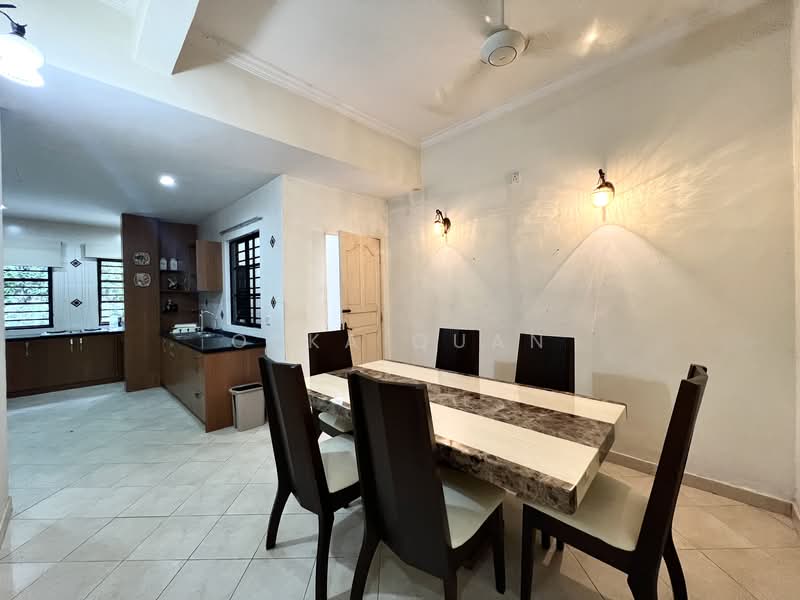 Rumah Teres 2 Tingkat untuk Dijual di Bandar Tun Hussein Onn (Cheras) - Oska Quan - Dining Room - PropertyGuru.com.my