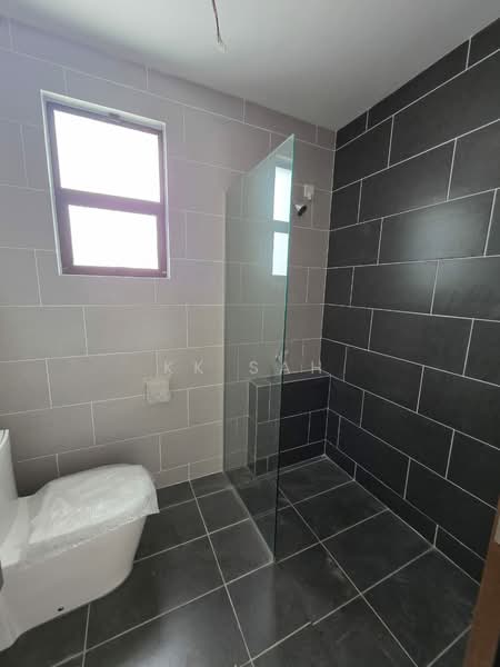 2-storey Terraced House for Sale in Semenyih (Selangor) - KK Sah - Bathroom - PropertyGuru.com.my