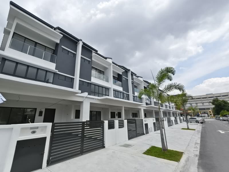 Rumah Teres 2.5 Tingkat untuk Dijual di Off Jalan Meru (Klang) - KK Sah - Exterior - PropertyGuru.com.my