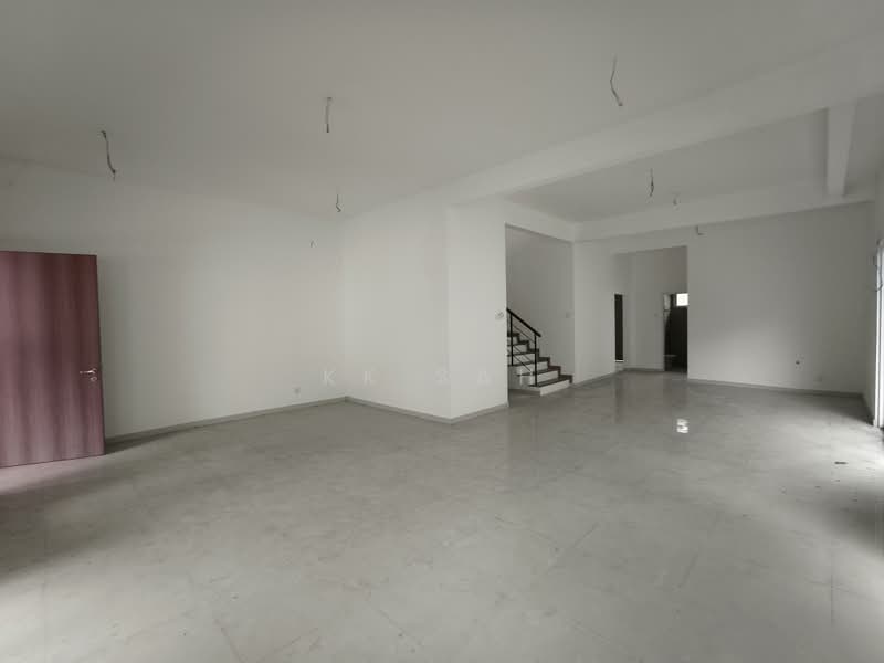 Semi-Detached House for Sale in Kajang (Selangor) - KK Sah - Living Room - PropertyGuru.com.my