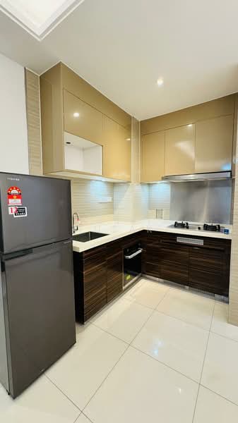 Service Residence for Rent at R&F Princess Cove Phase 1 - Yusri Yusak - Kitchen - PropertyGuru.com.my