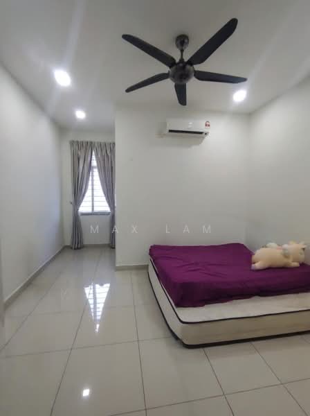 2-storey Terraced House for Sale in Taman Seri Austin (Tebrau) - Max Lam - Bedroom - PropertyGuru.com.my