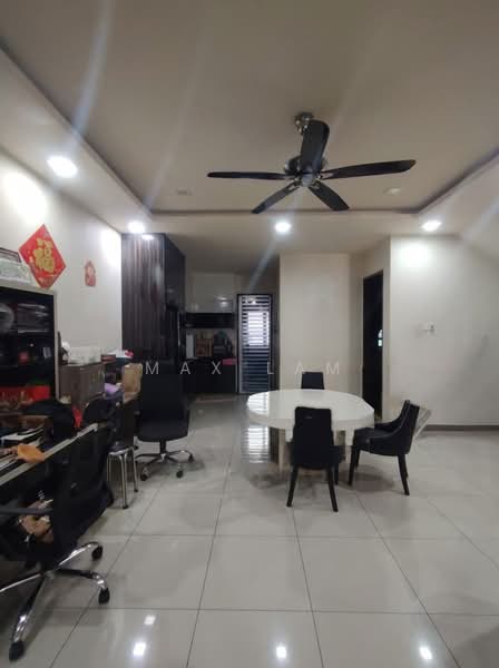 2-storey Terraced House for Sale in Taman Seri Austin (Tebrau) - Max Lam - Living Room - PropertyGuru.com.my