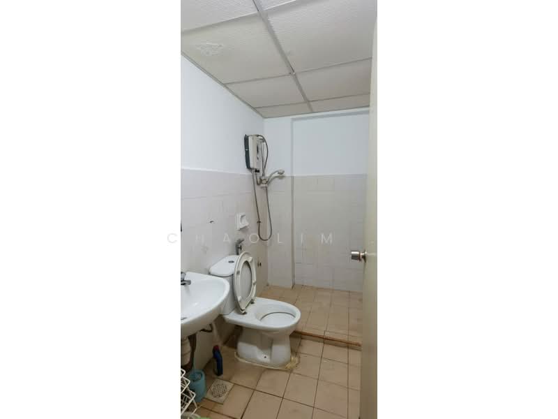 Pangsapuri untuk Dijual di Jade Tower (Menara Jade) - ChaoLim . - Bathroom - PropertyGuru.com.my