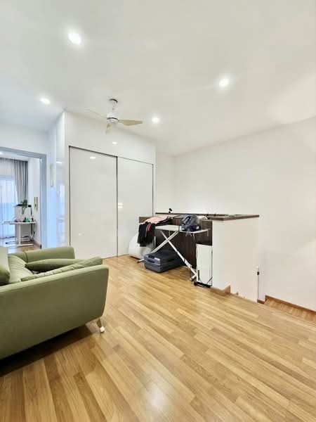 2-storey Terraced House for Sale in Taman Pelangi (Johor Bahru) - Yik Tat - Living Room - PropertyGuru.com.my