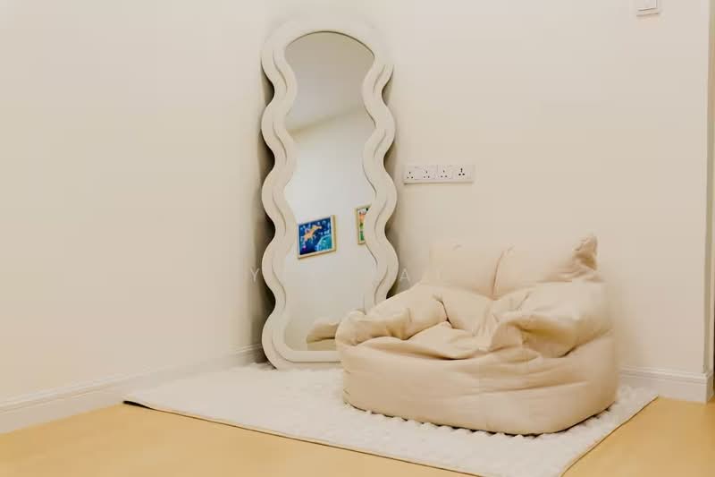 2-storey Terraced House for Sale in Taman Pelangi (Johor Bahru) - Yik Tat - Interior - PropertyGuru.com.my