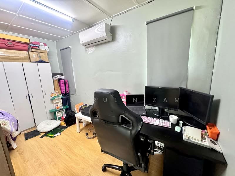 Rumah Teres 2 Tingkat untuk Dijual di Seksyen 17 (Shah Alam) - Shahrul Nizam - Study - PropertyGuru.com.my