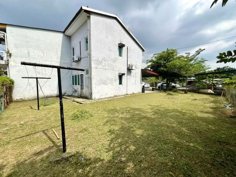 Rumah Teres 2 Tingkat untuk Dijual di Seksyen 17 (Shah Alam) - Shahrul Nizam - Exterior - PropertyGuru.com.my