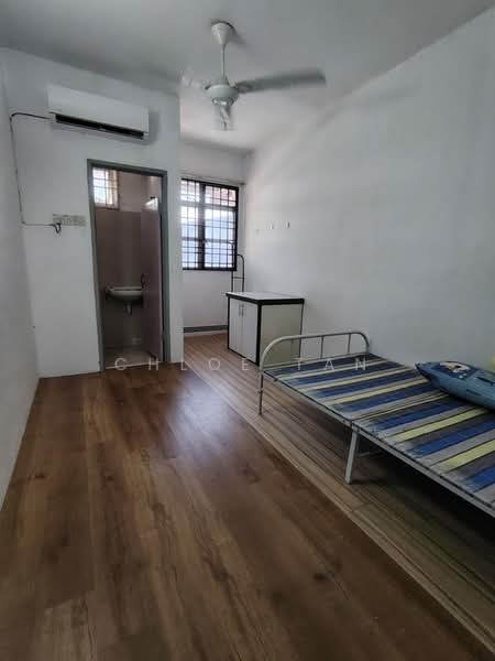 Rumah Bandar untuk Disewa di Taman Mawar (Butterworth) - Chloe Tan - Bedroom - PropertyGuru.com.my