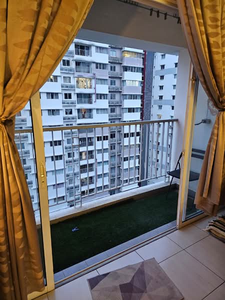 Servis Apartment untuk Dijual di Koi Kinrara - Wendy Siow - Balcony - PropertyGuru.com.my