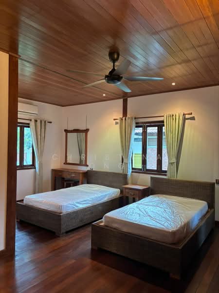 Rumah Banglo untuk Dijual di Perkampungan Pelindung Pantai (Beserah) - Christina Ong - Bedroom - PropertyGuru.com.my