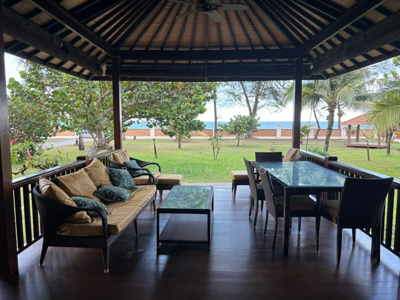 Rumah Banglo untuk Dijual di Perkampungan Pelindung Pantai (Beserah) - Christina Ong - Exterior - PropertyGuru.com.my