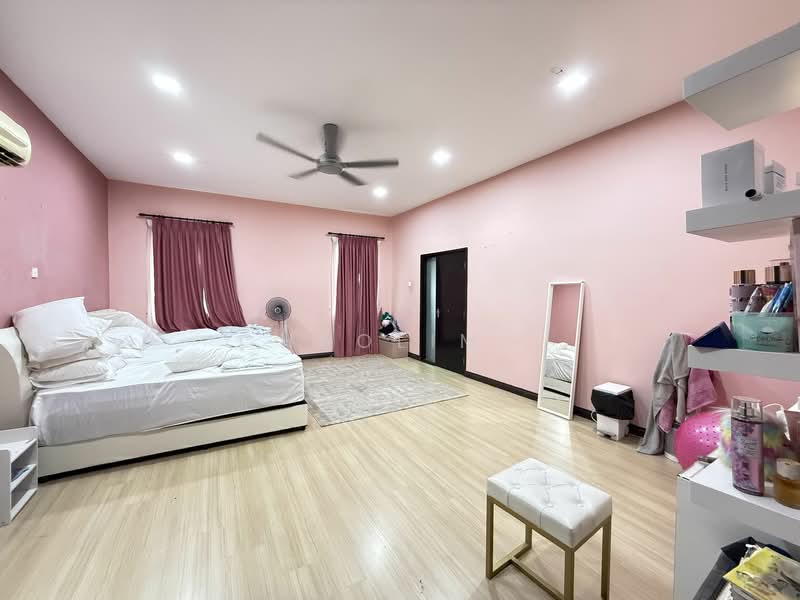 Rumah Banglo untuk Dijual di Country Heights (Kajang) - ChaoLim . - Bedroom - PropertyGuru.com.my