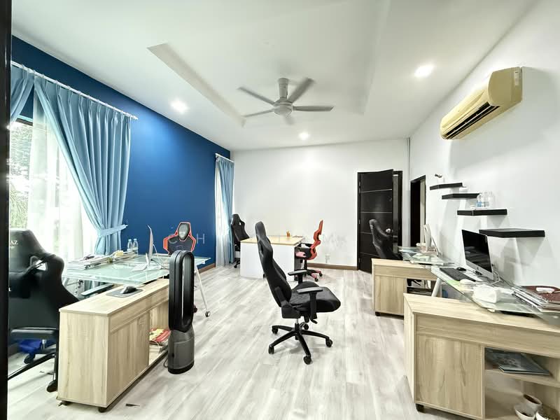 Rumah Banglo untuk Dijual di Country Heights (Kajang) - ChaoLim . - Study - PropertyGuru.com.my