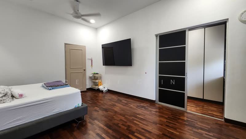 Rumah Teres 2 Tingkat untuk Dijual di Ara Damansara (Selangor) - Celine Chin - PropertyGuru.com.my