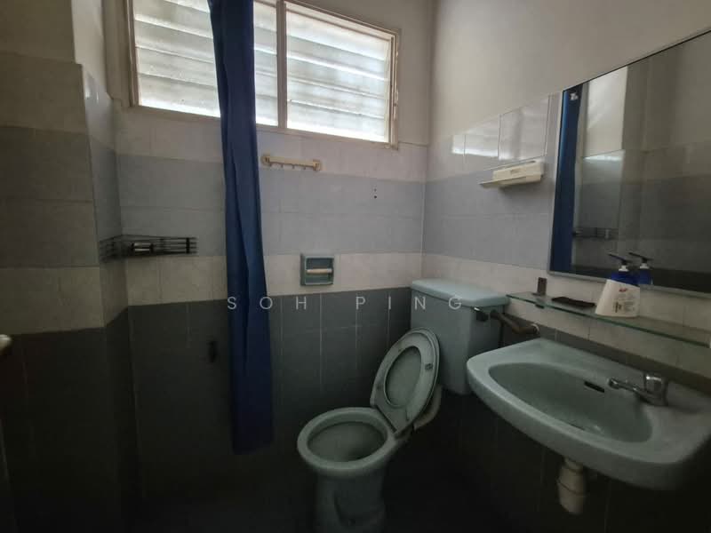 Rumah Teres 2 Tingkat untuk Dijual di Usj 9 (Subang Jaya) - Soh Ping - Bathroom - PropertyGuru.com.my