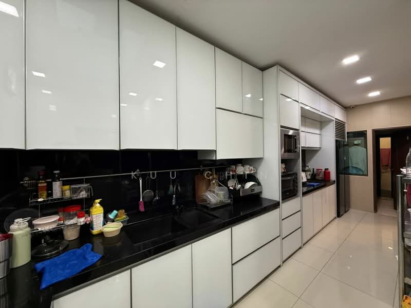 Link Bungalow for Sale in Austin (Johor Bahru) - Kuu Chin - Kitchen - PropertyGuru.com.my