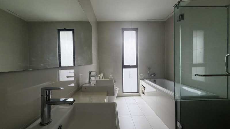 Rumah Berkembar untuk Disewa di Iskandar Puteri (Nusajaya) (Johor) - Tina So - Bathroom - PropertyGuru.com.my