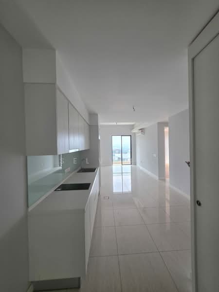 Servis Apartment untuk Dijual di The Sentral Suites - Selvam . - Kitchen - PropertyGuru.com.my