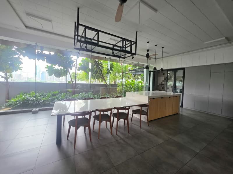 Servis Apartment untuk Dijual di The Sentral Suites - Selvam . - Kitchen - PropertyGuru.com.my