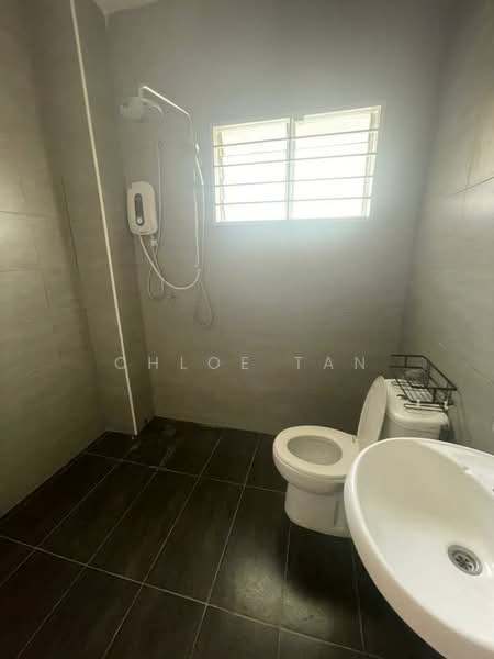 2-storey Terraced House for Sale in Alam Nusantara (Setia Alam) - Chloe Tan - Bathroom - PropertyGuru.com.my