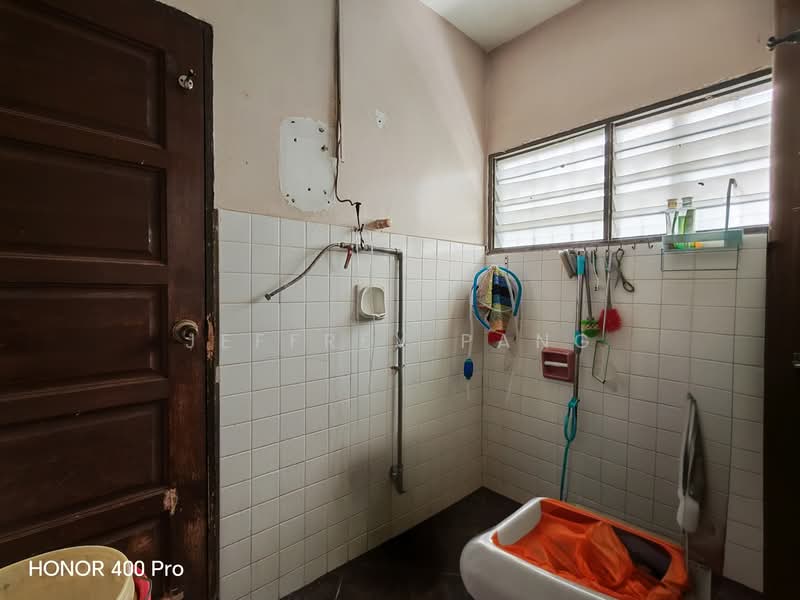 2-storey Terraced House for Sale in Taman Supreme (Cheras) - Jeffrey Pang - Bathroom - PropertyGuru.com.my