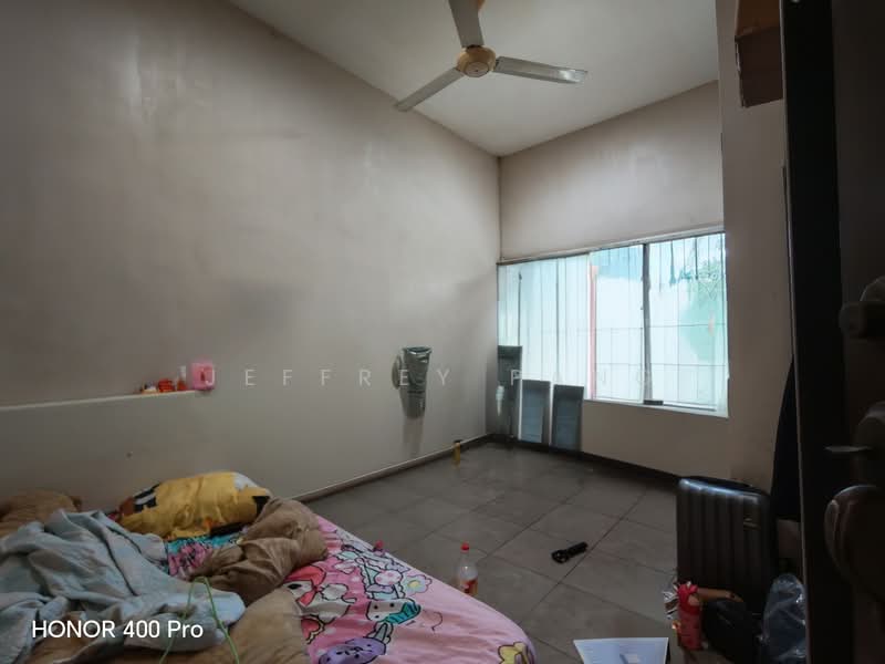 2-storey Terraced House for Sale in Taman Supreme (Cheras) - Jeffrey Pang - Bedroom - PropertyGuru.com.my