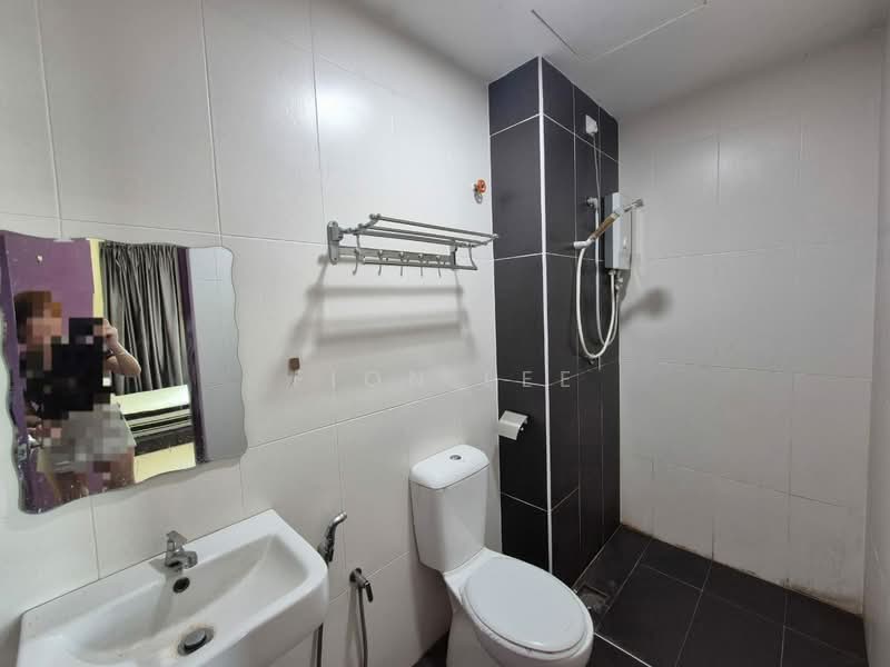 Servis Apartment untuk Disewa di The Garden Residences - Fion Lee - Bathroom - PropertyGuru.com.my