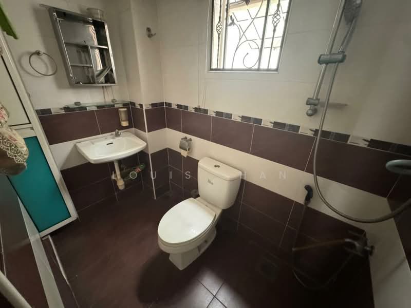Rumah Teres untuk Dijual di Bandar Botanic (Klang) - Louis Chan - Bathroom - PropertyGuru.com.my