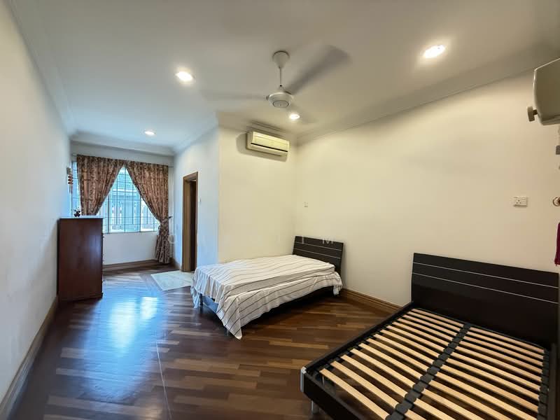 Bungalow for Sale in Country Heights (Kajang) - ChaoLim . - Bedroom - PropertyGuru.com.my