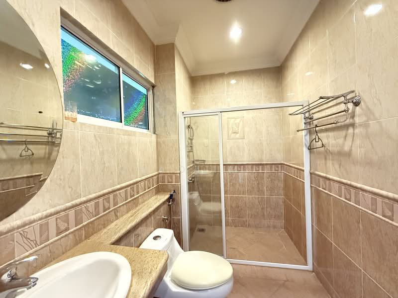 Bungalow for Sale in Country Heights (Kajang) - ChaoLim . - Bathroom - PropertyGuru.com.my