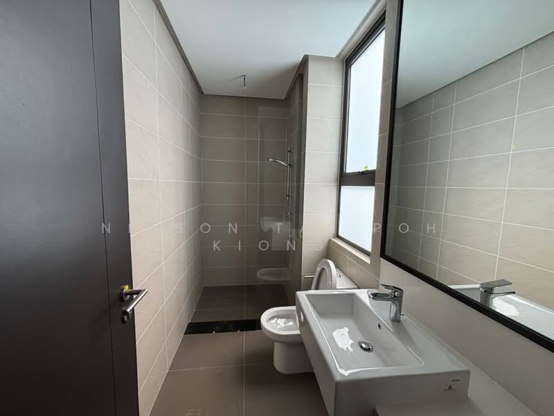 Rumah Teres untuk Dijual di Medini (Iskandar Puteri (Nusajaya)) - Nelson Tan Poh Kiong - Bathroom - PropertyGuru.com.my