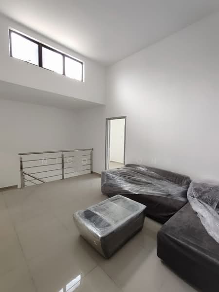 2-storey Terraced House for Sale in Taman Bestari Indah (Ulu Tiram) - Nico Chong - Living Room - PropertyGuru.com.my