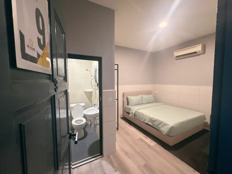 Semi-Detached House for Sale in Taman Kolam Air (Johor Bahru) - William Tay - Bedroom - PropertyGuru.com.my