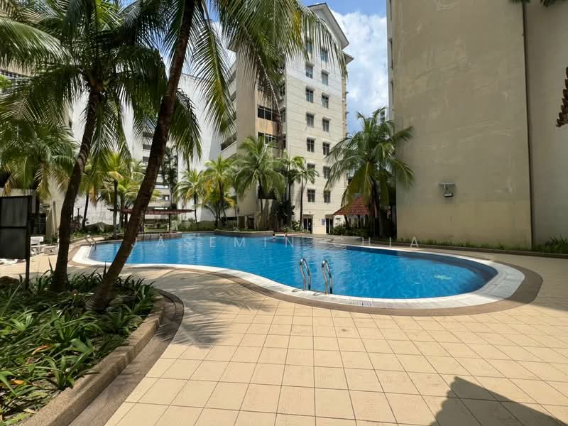 Service Residence for Rent at Fortune Avenue - Jasemin Chia - Pool - PropertyGuru.com.my
