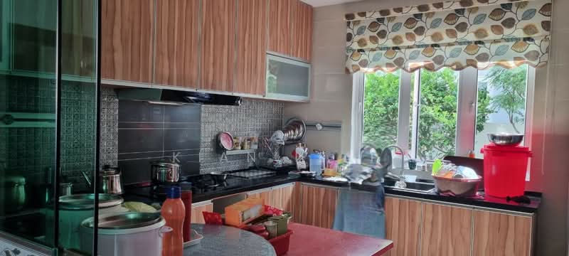 Link Bungalow for Sale in Bandar Parklands (Klang) - Kian Leap - Kitchen - PropertyGuru.com.my