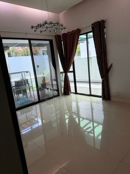 Semi-Detached House for Rent in Bandar Sungai Long (Selangor) - Ming Ming Chung - Living Room - PropertyGuru.com.my