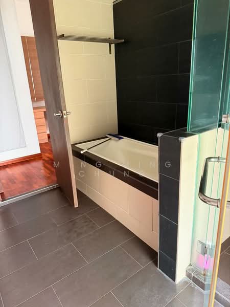 Semi-Detached House for Rent in Bandar Sungai Long (Selangor) - Ming Ming Chung - Bathroom - PropertyGuru.com.my