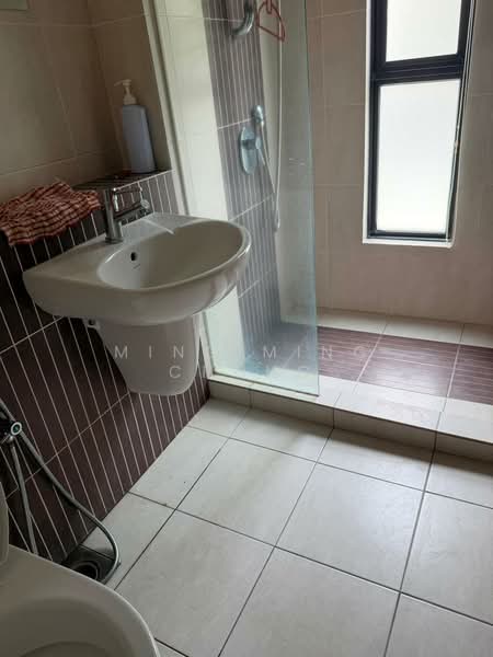 Semi-Detached House for Rent in Bandar Sungai Long (Selangor) - Ming Ming Chung - Bathroom - PropertyGuru.com.my