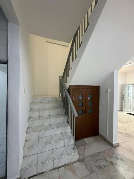 Rumah Teres 2 Tingkat untuk Dijual di Bandar Bukit Raja (Klang) - Tom Lee - Entrance - PropertyGuru.com.my