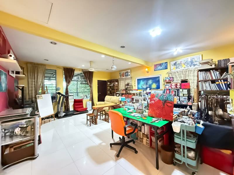 Bungalow for Sale in Country Heights (Kajang) - ChaoLim . - Study - PropertyGuru.com.my