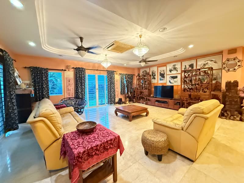 Bungalow for Sale in Country Heights (Kajang) - ChaoLim . - Living Room - PropertyGuru.com.my