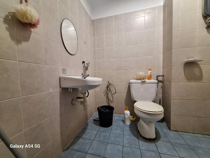 2-storey Terraced House for Sale in Puchong (Selangor) - KENT HUI LAU - Bathroom - PropertyGuru.com.my