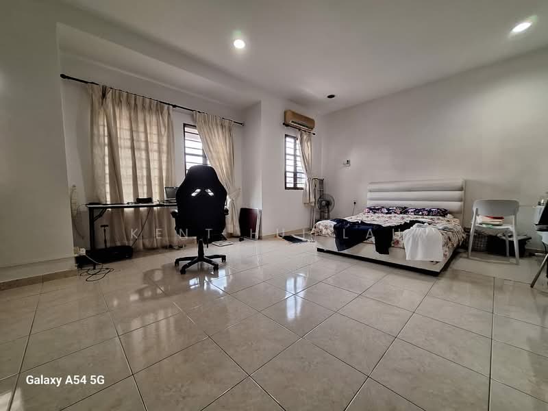 2-storey Terraced House for Sale in Puchong (Selangor) - KENT HUI LAU - Bedroom - PropertyGuru.com.my